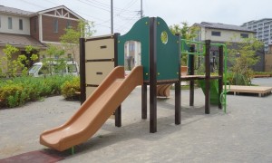 鋼製遊具