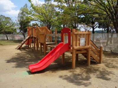 木製遊具、手賀沼公園