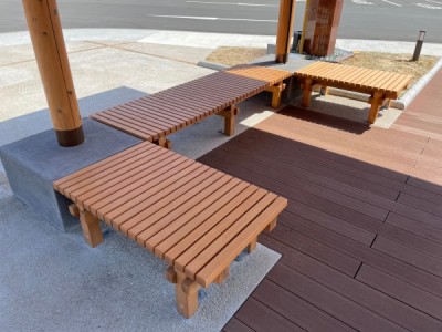 ベンチ