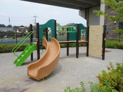 鋼製遊具
