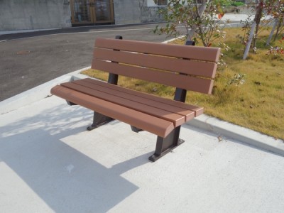 ベンチ