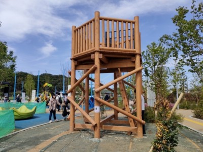 木製遊具