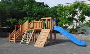 森林環境譲与税、木製遊具