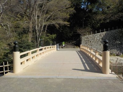 木橋、松江城