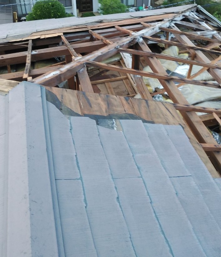 相次ぐ台風災害と屋根部材の劣化対策について 株式会社ザイエンス