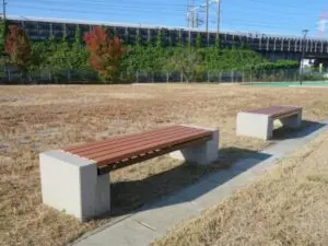 防災公園施設かまどベンチの納入事例 千代田西公園遊園 兵庫県 株式会社ザイエンス 防災公園施設かまどベンチの納入事例 千代田西公園遊園 兵庫県 株式会社ザイエンス