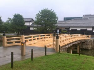 木橋、松江城